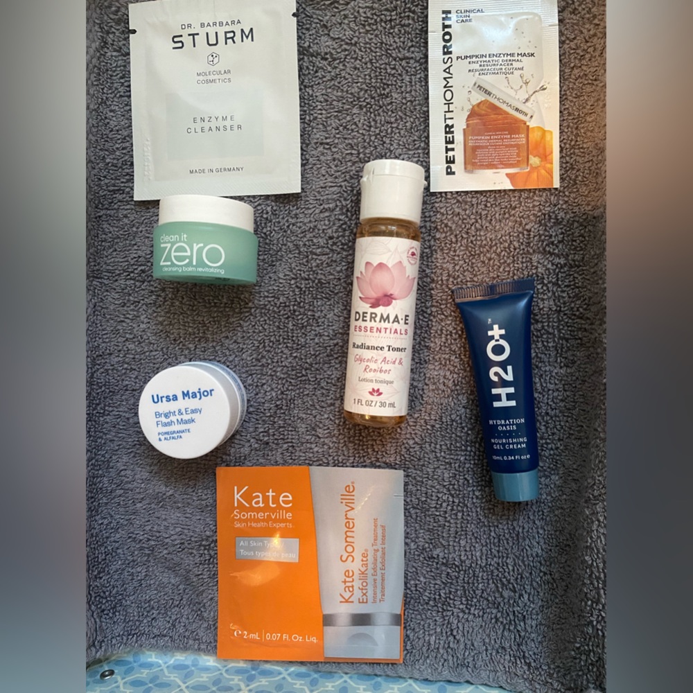 Sample and Deluxe Size Skincare Samples